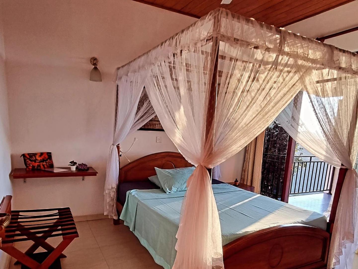 Lotus Villa Kandy Peradeniya Exterior photo
