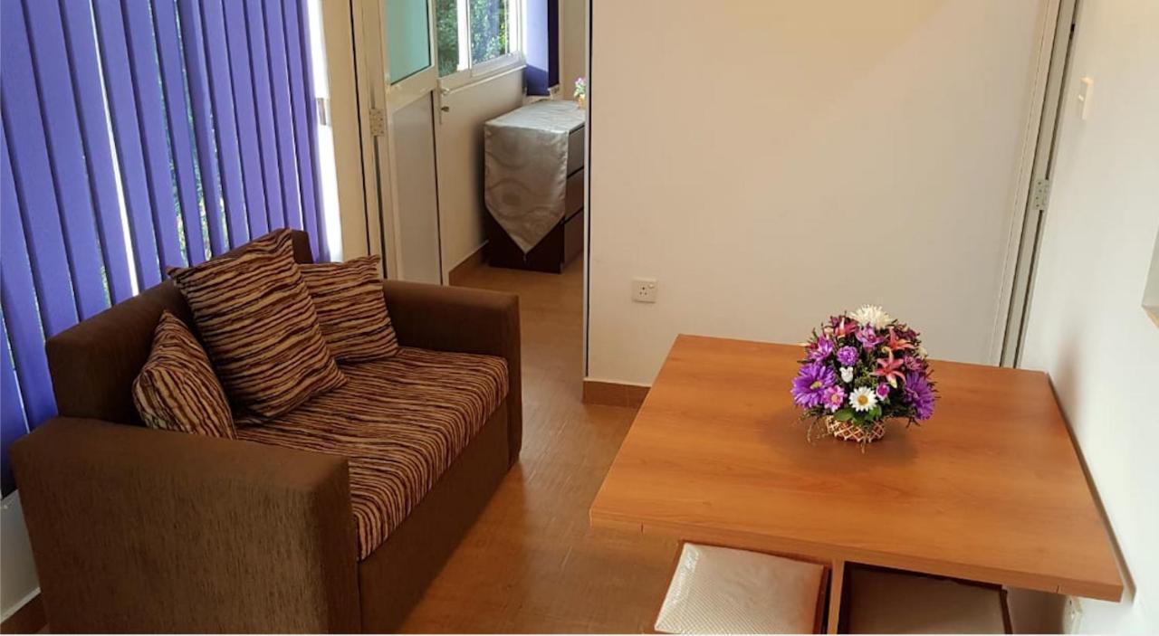 Lotus Villa Kandy Peradeniya Exterior photo