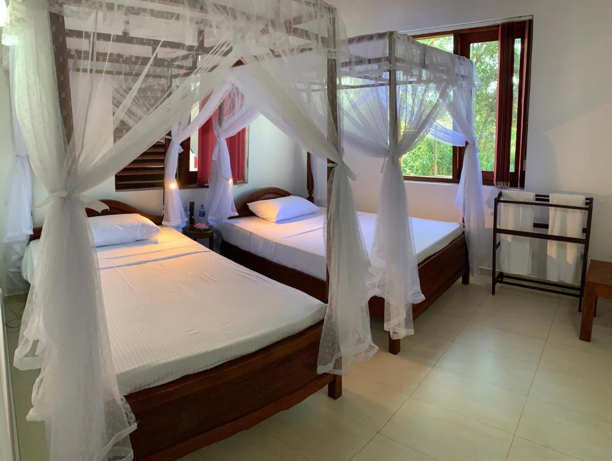 Lotus Villa Kandy Peradeniya Exterior photo